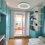Bazaar's Eye, 3br, Central, Free Parking, Large Terrace * Tirana