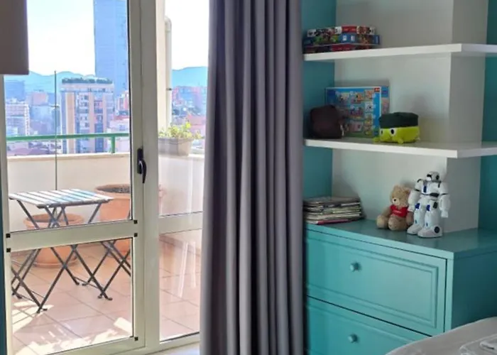 Bazaar's Eye Free Parking Spacious Tarrace 公寓 地拉那