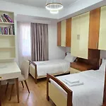 Bazaar's Eye, 3br, Central, Free Parking, Large Terrace Apartamento Tirana