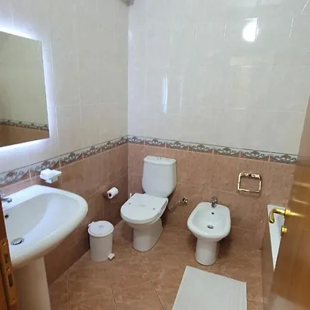 Apartment Bazaar's Eye, 3br, Central, Free Parking, Large Terrace *