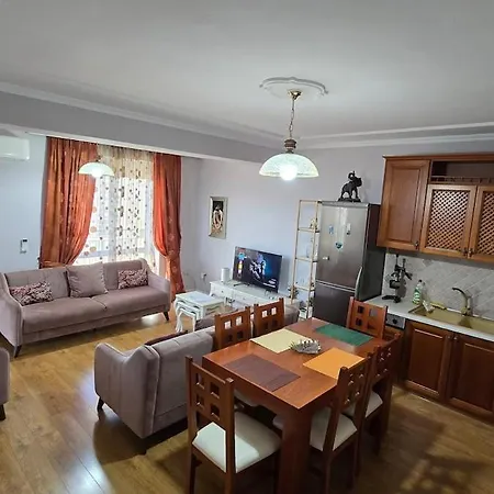 Bazaar's Eye Free Parking Spacious Tarrace Apartament