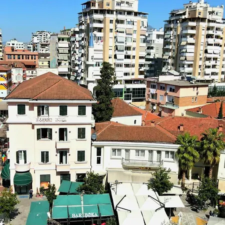 Apartment Bazaar's Eye, 3br, Central, Free Parking, Large Terrace Tirana