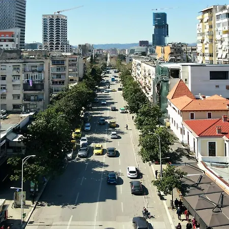 Bazaar's Eye, 3br, Central, Free Parking, Large Terrace