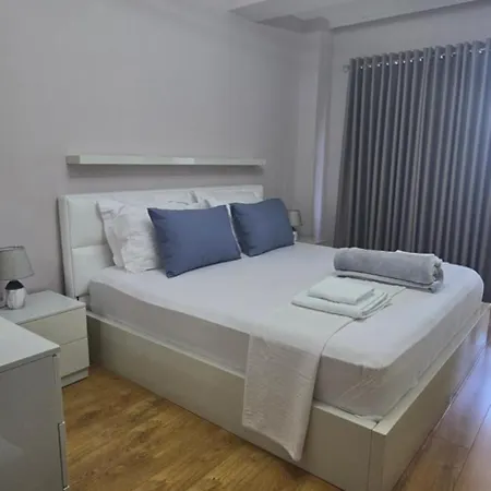 Bazaar's Eye, 3br, Central, Free Parking, Large Terrace Rruga Qemal Stafa, 1001 Tirana