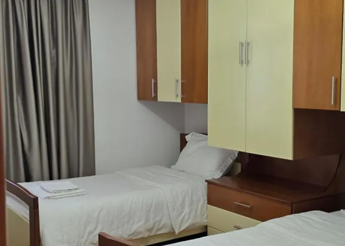 Bazaar's Eye Free Parking Spacious Tarrace Tiran